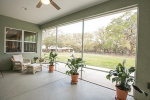 screened porch